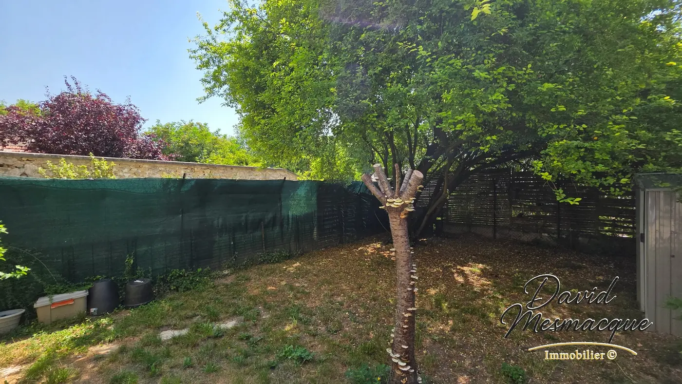 Jardin boisé sans vis-à-vis